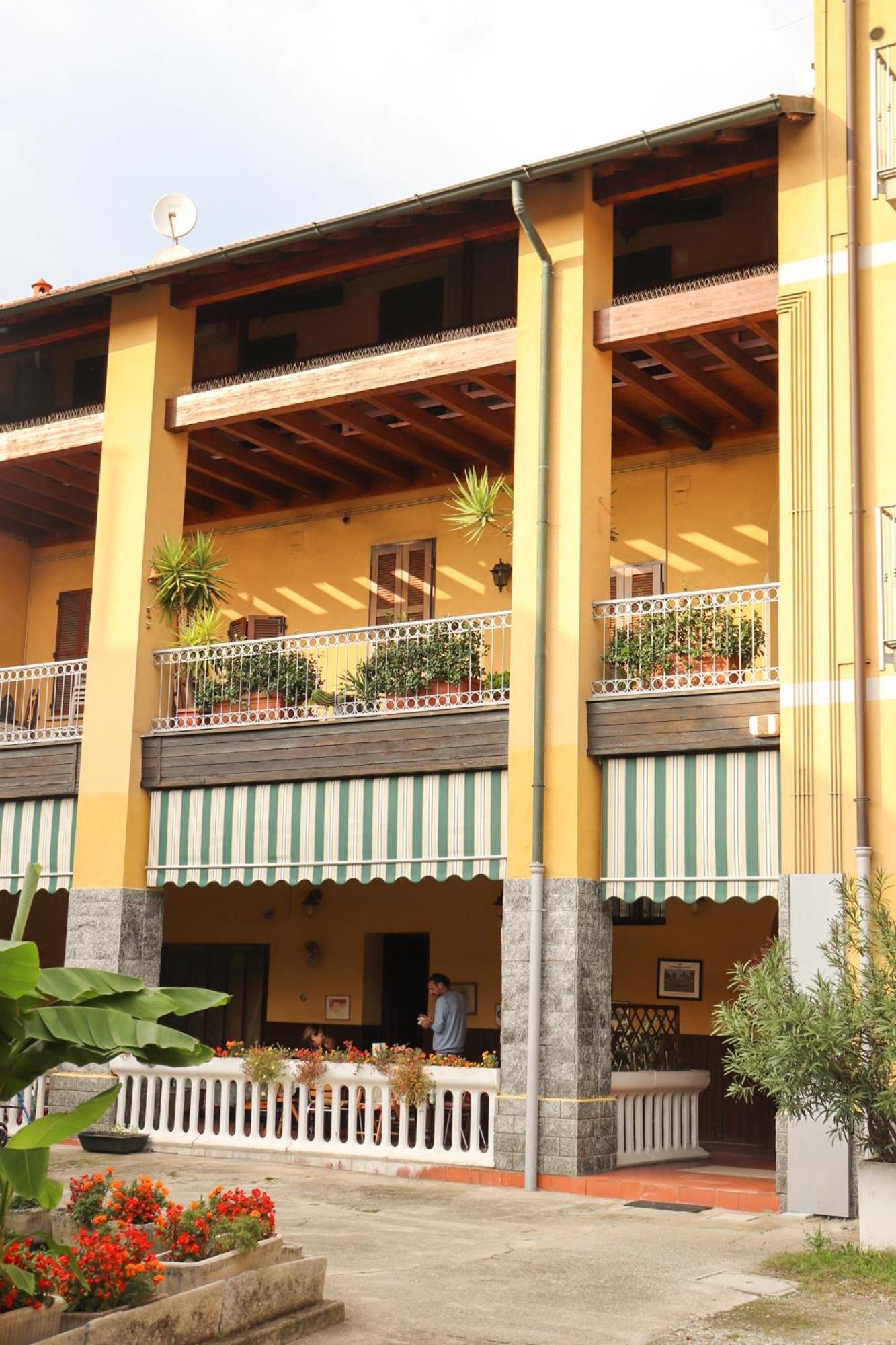 كورمانو La Corte Di Brusuglio Apartments المظهر الخارجي الصورة